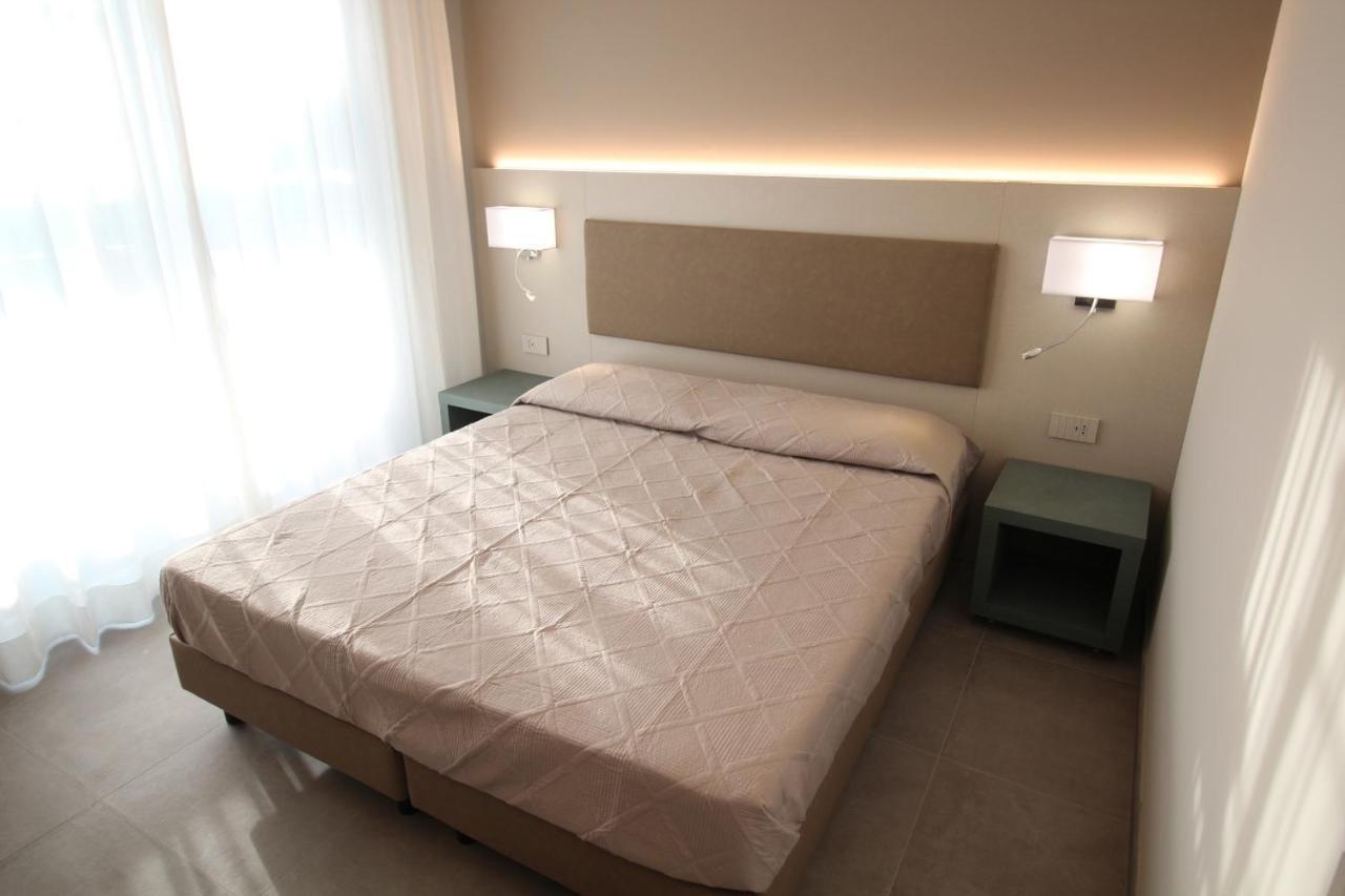 Persea Mare Appartamenti Taggia Exterior foto