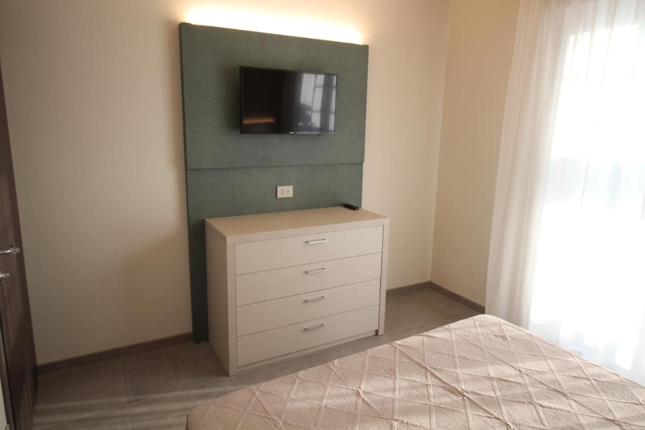Persea Mare Appartamenti Taggia Exterior foto