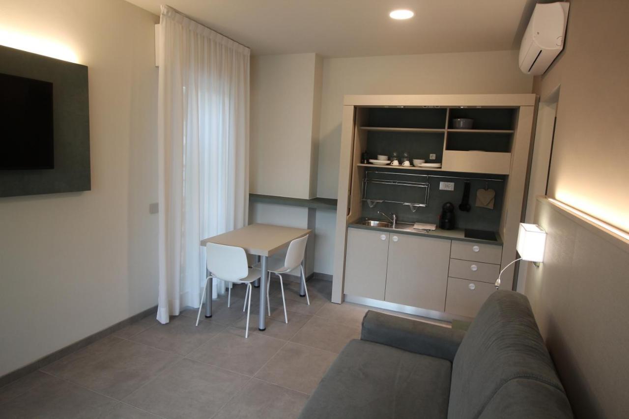 Persea Mare Appartamenti Taggia Exterior foto