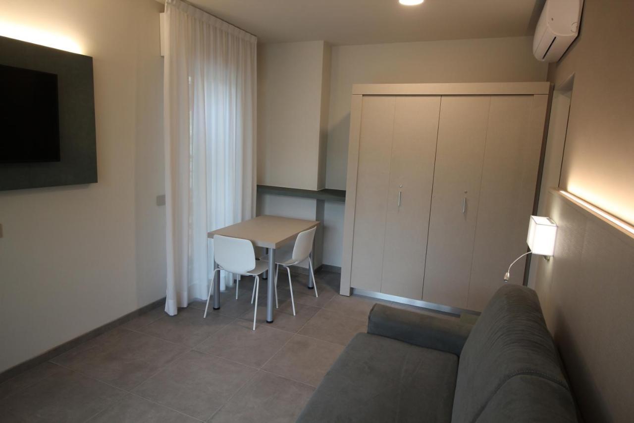 Persea Mare Appartamenti Taggia Exterior foto